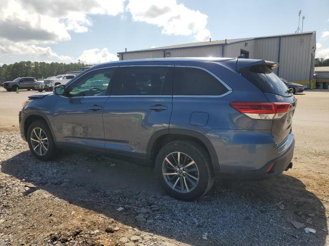 Photo 2 from auction – 2018 TOYOTA HIGHLANDER with VIN 5TDKZRFH4JS278348