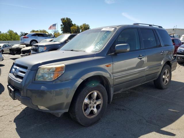 HONDA PILOT EXL 2008 with VIN 5FNYF285X8B007855 - Photo from auction