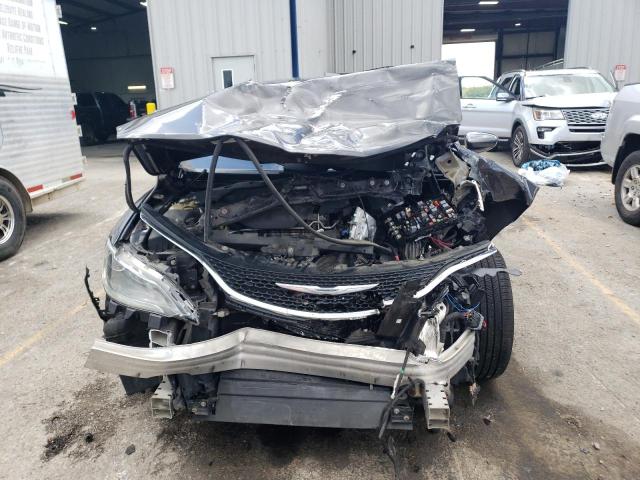 Photo 5 from auction – 2015 CHRYSLER 200 LIMITE with VIN 1C3CCCAB8FN612470