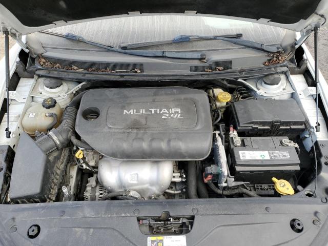 Photo 11 from auction – 2017 CHRYSLER 200 LIMITE with VIN 1C3CCCAB5HN500499