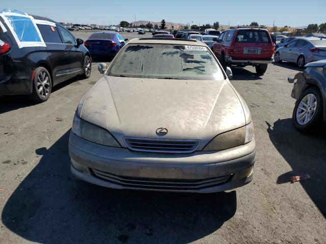Photo 5 from auction – 2000 LEXUS ES 300 with VIN JT8BF28G3Y5102555