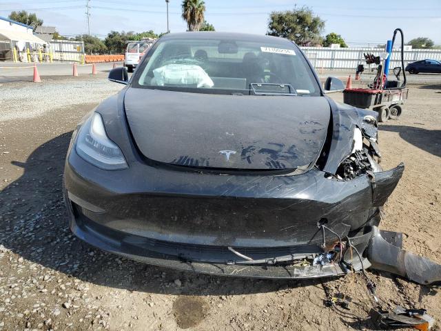 Photo 5 from auction – 2018 TESLA MODEL 3 with VIN 5YJ3E1EA4JF172850