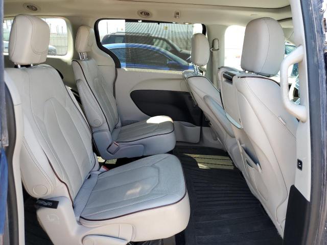 Photo 11 from auction – 2017 CHRYSLER PACIFICA L with VIN 2C4RC1GG7HR599410