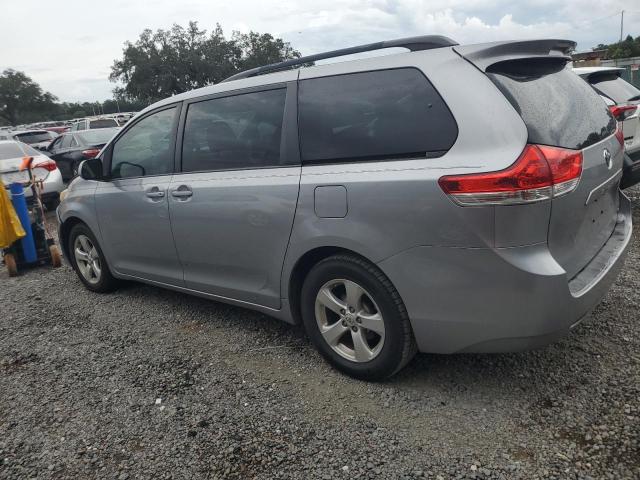Photo 2 from auction – 2012 TOYOTA SIENNA LE with VIN 5TDKK3DC0CS253748