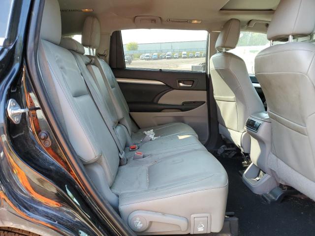 Photo 11 from auction – 2015 TOYOTA HIGHLANDER with VIN 5TDJKRFH9FS153885