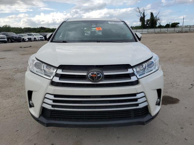 Снимка 5 от търг – 2017 TOYOTA HIGHLANDER с VIN 5TDJZRFH7HS455643
