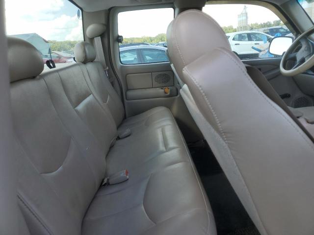 Photo 10 from auction – 2004 CHEVROLET SILVERADO with VIN 1GCEC19Z74Z276603