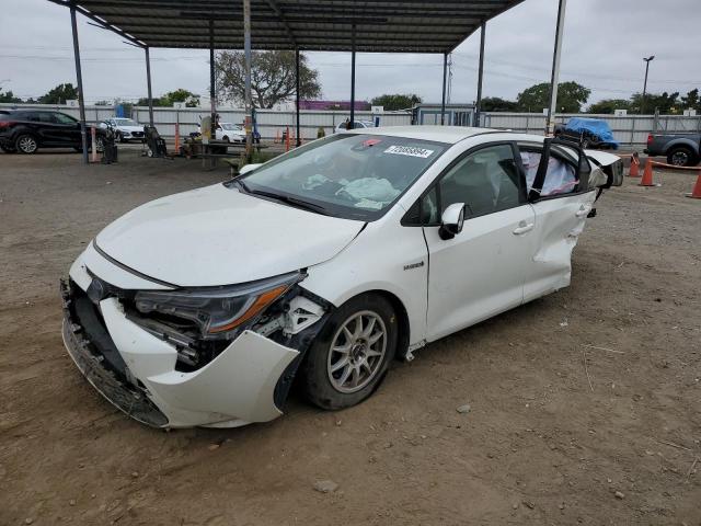 TOYOTA COROLLA LE 2021 with VIN JTDEAMDE3MJ013213 - Photo from auction