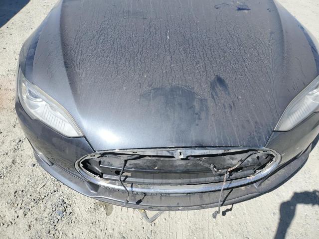 Photo 12 from auction – 2015 TESLA MODEL S with VIN 5YJSA1E1XFF115731