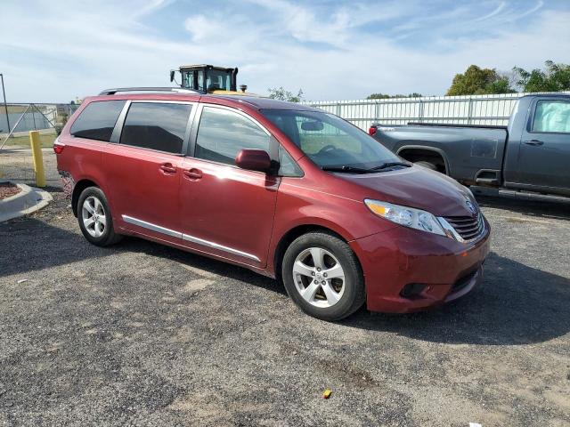 Photo 4 from auction – 2017 TOYOTA SIENNA LE with VIN 5TDKZ3DC5HS893408