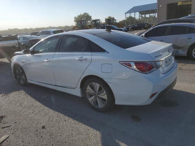 Photo 2 from auction – 2015 HYUNDAI SONATA HYB with VIN KMHEC4A41FA122015