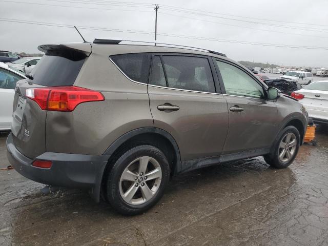 Photo 3 from auction – 2015 TOYOTA RAV4 XLE with VIN JTMRFREV1FD102505