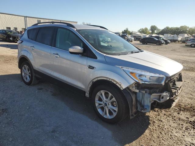 Photo 4 from auction – 2018 FORD ESCAPE SE with VIN 1FMCU0GD5JUC48115