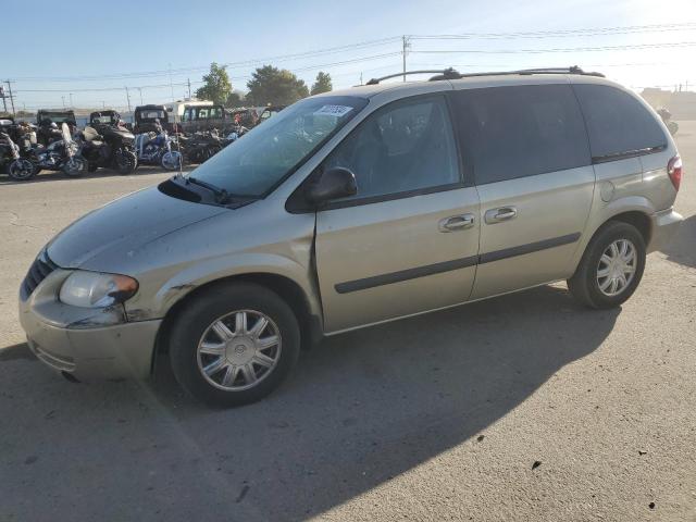 Photo 1 from auction – 2005 CHRYSLER TOWN & COU with VIN 1C4GP45RX5B379920