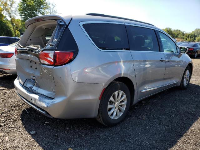 Photo 3 from auction – 2017 CHRYSLER PACIFICA T with VIN 2C4RC1BG9HR532802