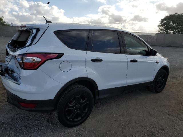 Photo 3 from auction – 2018 FORD ESCAPE S with VIN 1FMCU0F74JUB44257