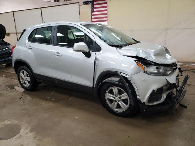 Photo 4 from auction – 2019 CHEVROLET TRAX LS with VIN 3GNCJNSB3KL358177