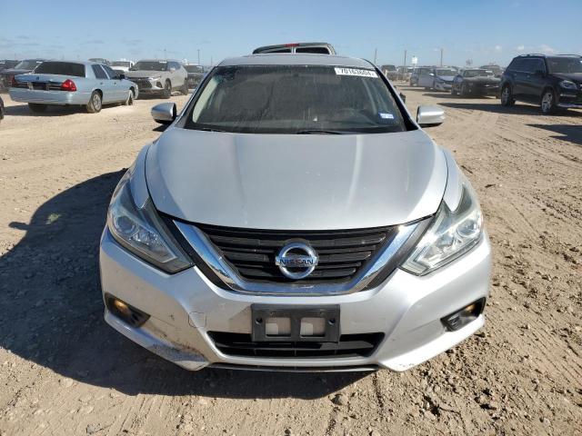 Photo 5 from auction – 2017 NISSAN ALTIMA with VIN 1N4AL3AP4HC287786