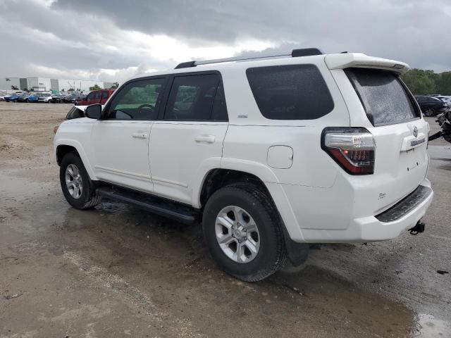 Photo 2 from auction – 2020 TOYOTA 4RUNNER SR with VIN JTEBU5JR2L5783526