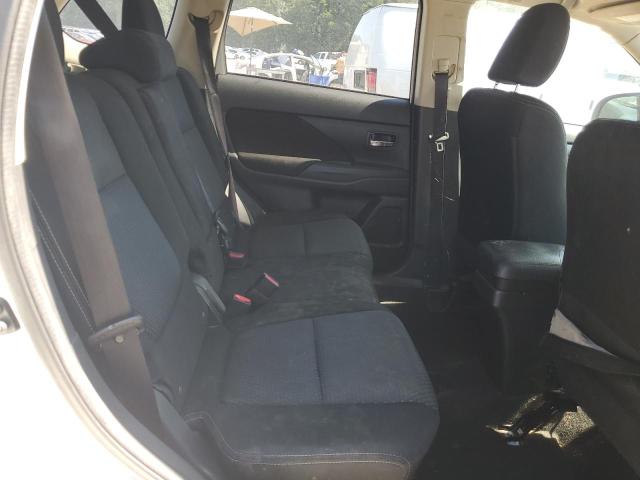 Photo 11 from auction – 2016 MITSUBISHI OUTLANDER with VIN JA4AD2A37GZ064274