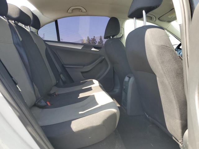 Photo 10 from auction – 2017 VOLKSWAGEN JETTA S with VIN 3VW2B7AJ7HM217506