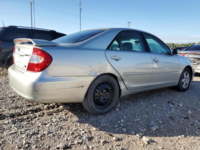 Photo 3 from auction – 2002 TOYOTA CAMRY LE with VIN 4T1BF30K42U504701