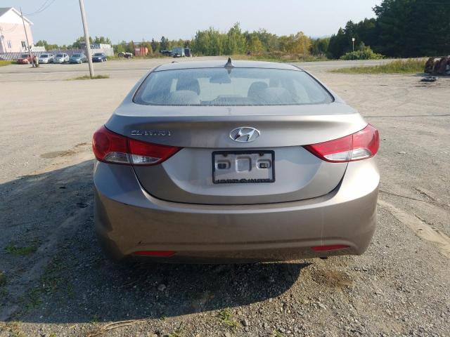 Photo 6 from auction – 2012 HYUNDAI ELANTRA GL with VIN 5NPDH4AEXCH128622