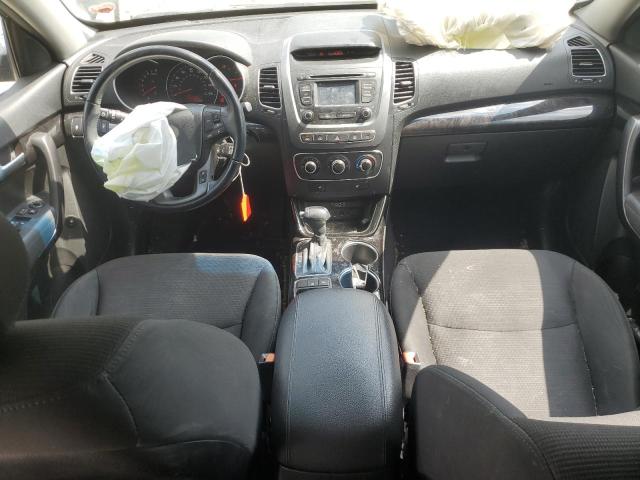 Photo 8 from auction – 2015 KIA SORENTO LX with VIN 5XYKT4A65FG632473