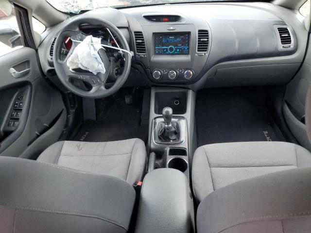 Photo 8 from auction – 2017 KIA FORTE LX with VIN 3KPFK4A78HE127377