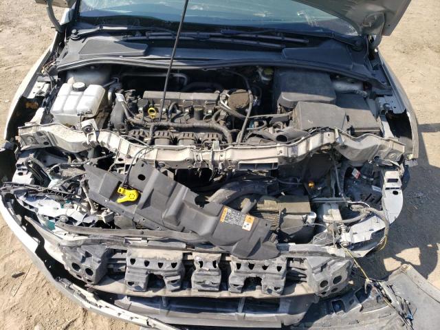 Photo 11 from auction – 2016 FORD FOCUS SE with VIN 1FADP3K26GL276078