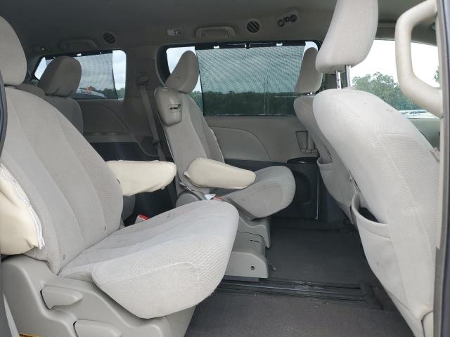 Photo 11 from auction – 2012 TOYOTA SIENNA LE with VIN 5TDKK3DC6CS269324