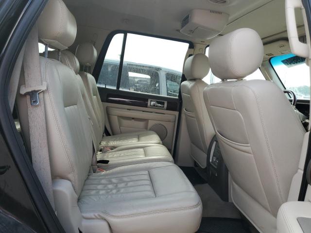Photo 11 from auction – 2004 LINCOLN NAVIGATOR with VIN 5LMFU28R34LJ42059