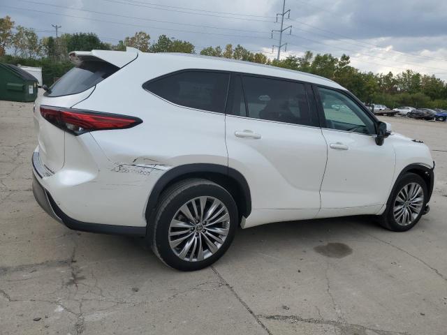 Photo 3 from auction – 2021 TOYOTA HIGHLANDER with VIN 5TDFZRBH1MS088096
