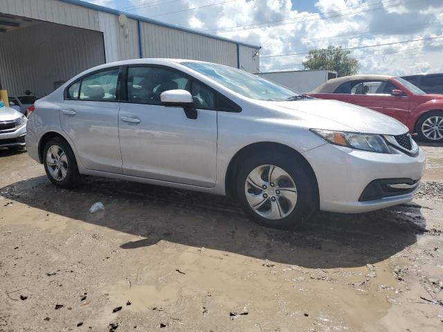 Photo 4 from auction – 2015 HONDA CIVIC LX with VIN 19XFB2F58FE013081