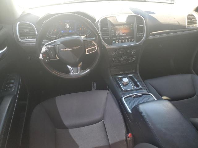 Photo 8 from auction – 2019 CHRYSLER 300 TOURIN with VIN 2C3CCAAG1KH580464