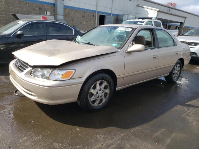 Photo 1 from auction – 2000 TOYOTA CAMRY CE with VIN 4T1BG28K1YU704696