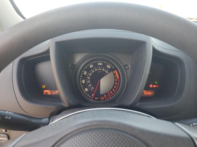 Photo 9 from auction – 2012 TOYOTA SCION XD with VIN JTKKU4B46C1027053