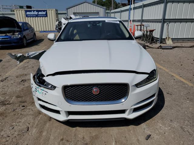 Photo 5 from auction – 2018 JAGUAR XE PREMIUM with VIN SAJAD4FXXJCP20542
