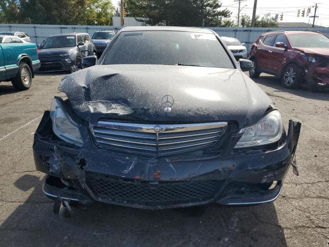Photo 5 from auction – 2012 MERCEDES-BENZ C 300 4MAT with VIN WDDGF8BB2CA695760