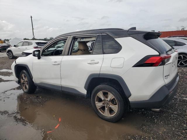 Photo 2 from auction – 2019 TOYOTA RAV4 XLE with VIN 2T3W1RFV2KW009666