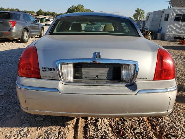Photo 6 from auction – 2003 LINCOLN TOWN CAR E with VIN 1LNHM81W63Y667147