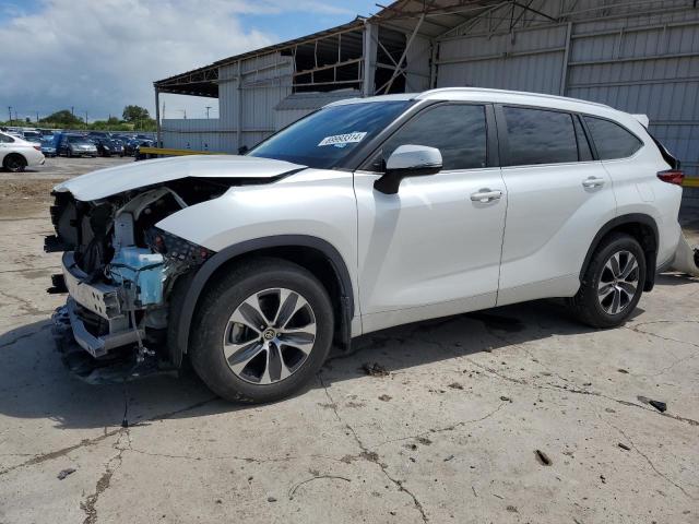 TOYOTA HIGHLANDER 2023 with VIN 5TDKDRAH1PS000652 - Photo from auction