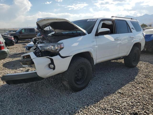 TOYOTA 4RUNNER SR 2018 with VIN JTEBU5JR0J5535692 - Photo from auction