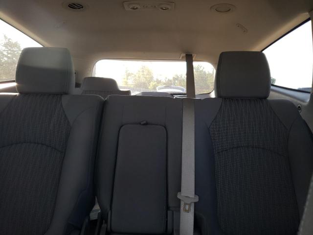 Photo 10 from auction – 2017 CHEVROLET TRAVERSE L with VIN 1GNKRFED2HJ198400