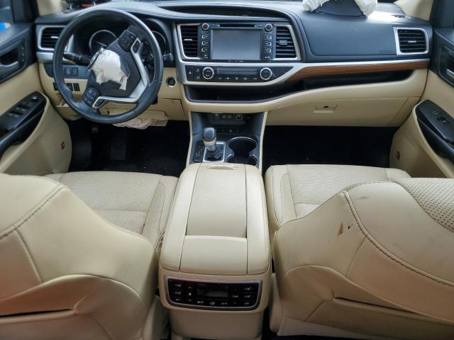 Photo 8 from auction – 2018 TOYOTA HIGHLANDER with VIN 5TDDZRFH3JS896592