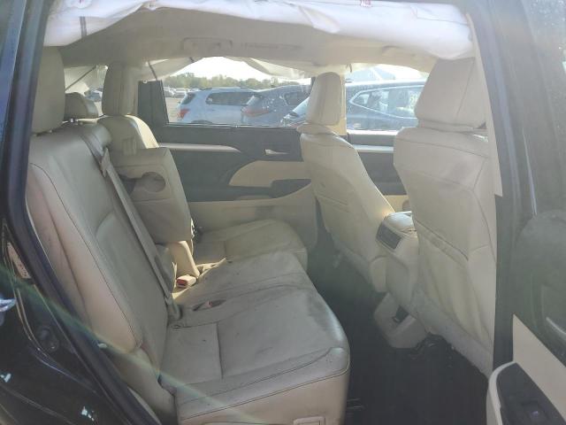 Photo 11 from auction – 2017 TOYOTA HIGHLANDER with VIN 5TDJZRFH1HS417891