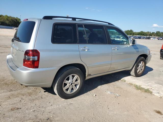 Photo 3 from auction – 2006 TOYOTA HIGHLANDER with VIN JTEDP21A760112881
