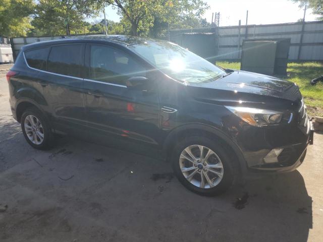 Photo 4 from auction – 2019 FORD ESCAPE SE with VIN 1FMCU9GD4KUA66959