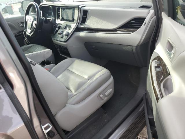 Photo 8 from auction – 2016 TOYOTA SIENNA XLE with VIN 5TDYK3DC6GS697829