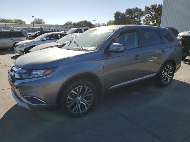 MITSUBISHI OUTLANDER 2018 with VIN JA4AD3A31JZ041344 - Photo from auction
